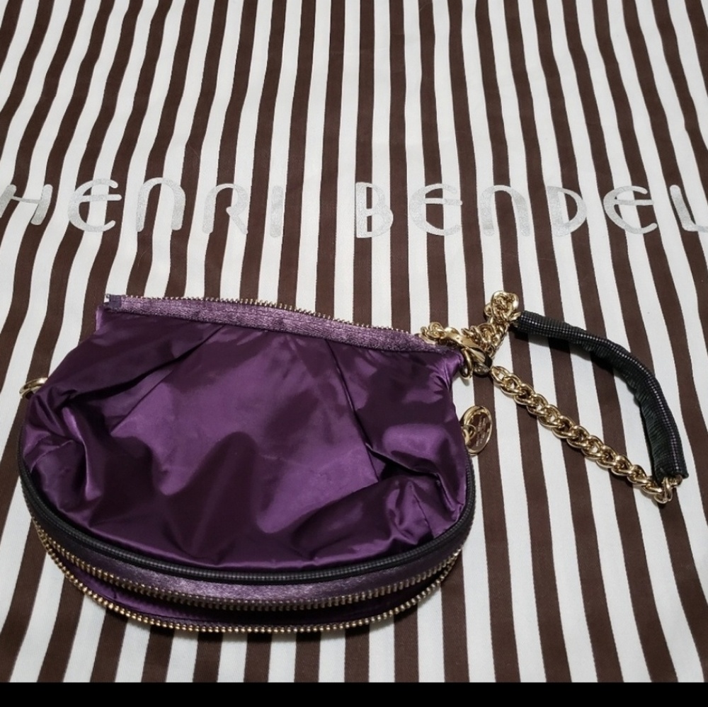 Henri Bendel wristlet - Picture 5 of 5